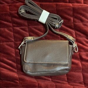 Elegant Brown Leather Crossbody Bag